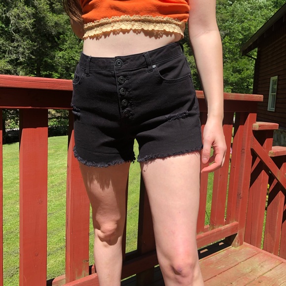 refuge Pants - REFUGE BLACK HIGH RISE BUTTON UP DISTRESSED SHORTS